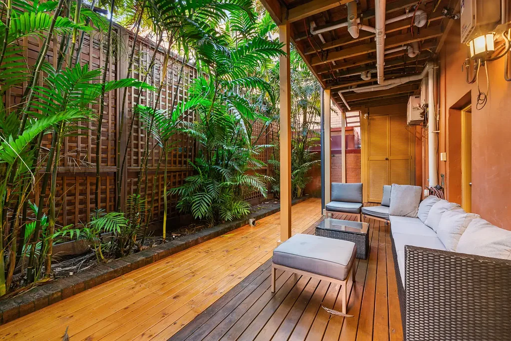 THREE BEDROOM FURNISHED TERRACE GARDEN APARTMENT