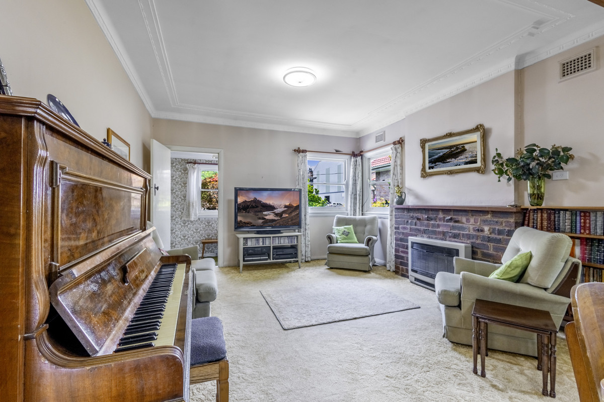 19 MARTINI PDE, LITHGOW NSW 2790, 0部屋, 0バスルーム, House