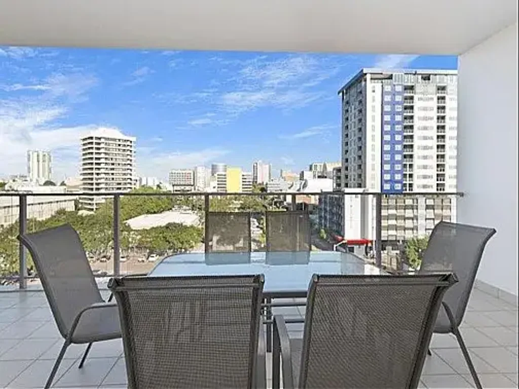 26/108 Mitchell Street, Darwin City, NT 800