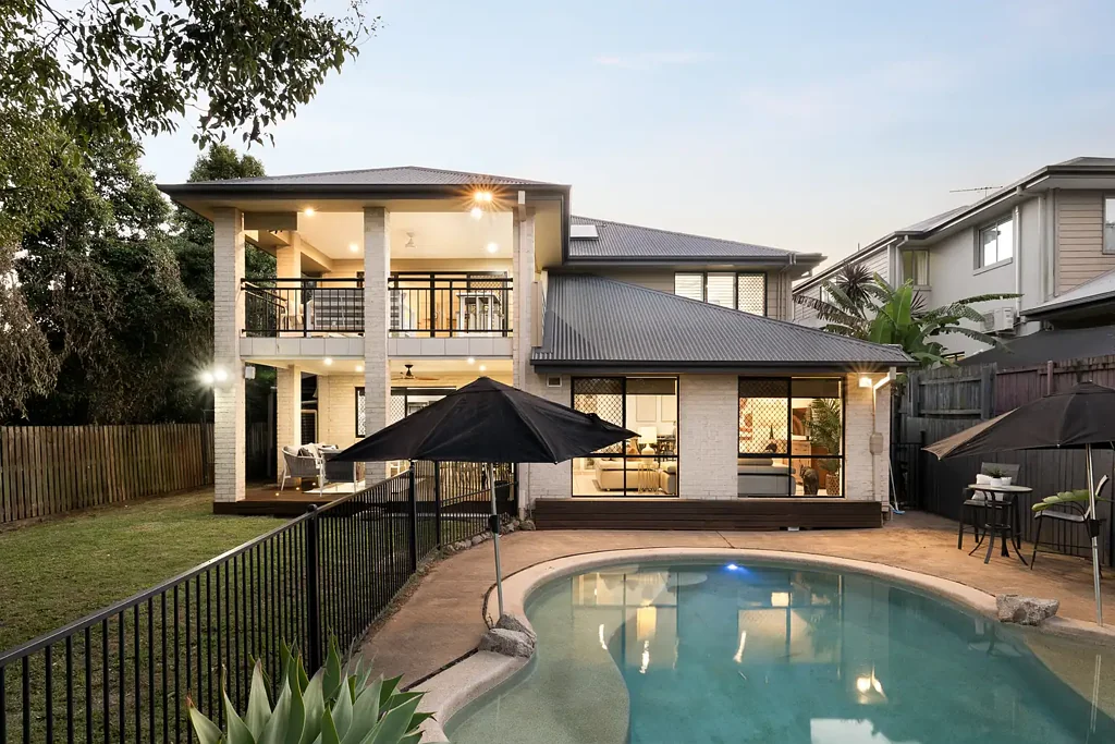 Gaythorne 5कमरा Private Family Home