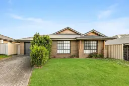 18 Sapphire Drive, Rutherford