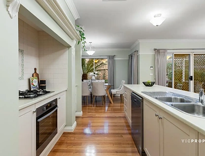 10 Butlers Road, Ferntree Gully, VIC 3156, 4 ਕਮਰੇ, 2 ਬਾਥਰੂਮ, House