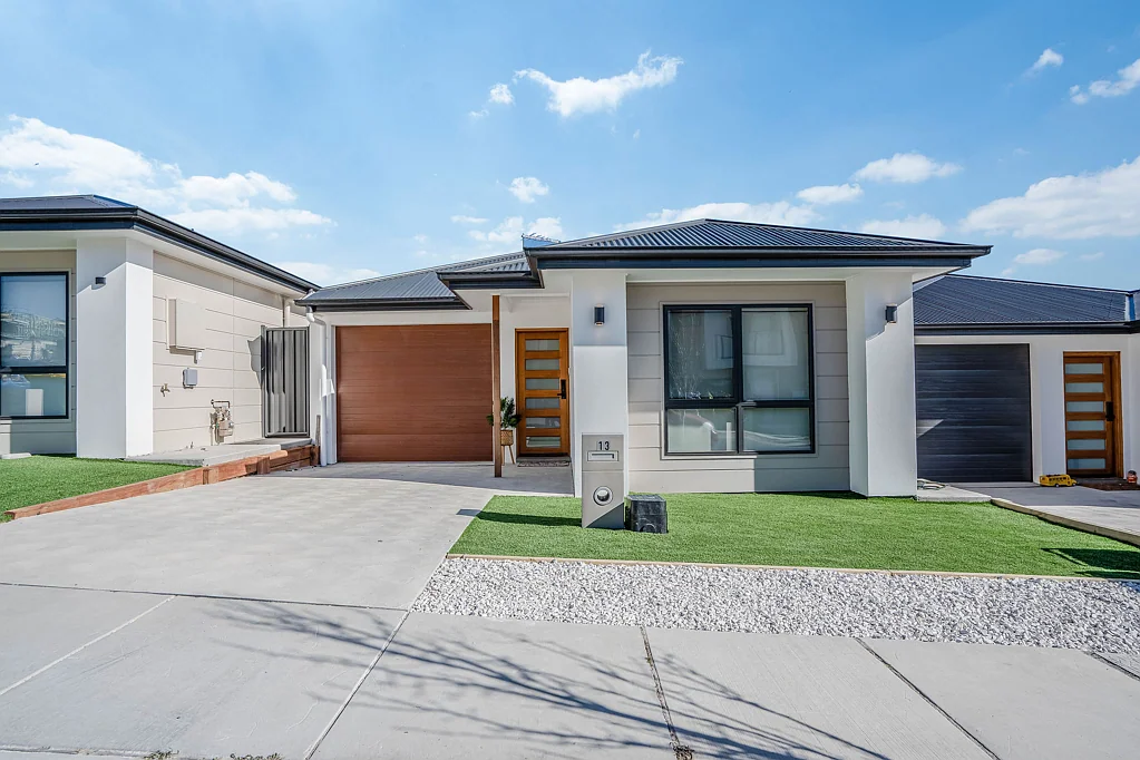 13 Storksbill Terrace, Tralee, NSW 2620