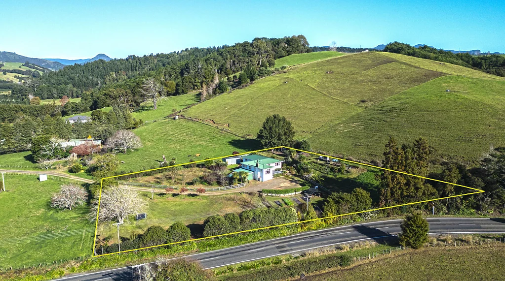 Coroglen Country Living Made Easy!