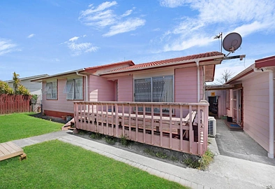 Fixed-Term Opportunity – Spacious 3-Bedroom Home