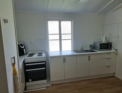 17 Gilbert Street, Bowen, QLD 4805, 3 ਕਮਰੇ, 1 ਬਾਥਰੂਮ, House