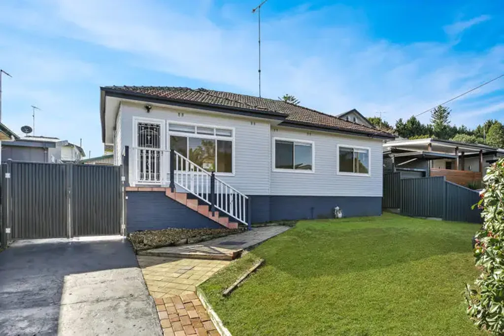 FAMILY HOME IN SOUGHT AFTER STREET