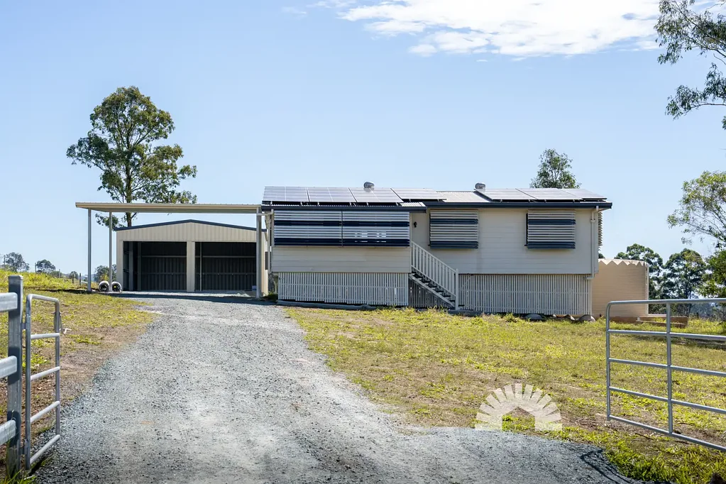 Peaceful Acreage Living | 5 Bedrooms | Huge Shed & Stunning Views