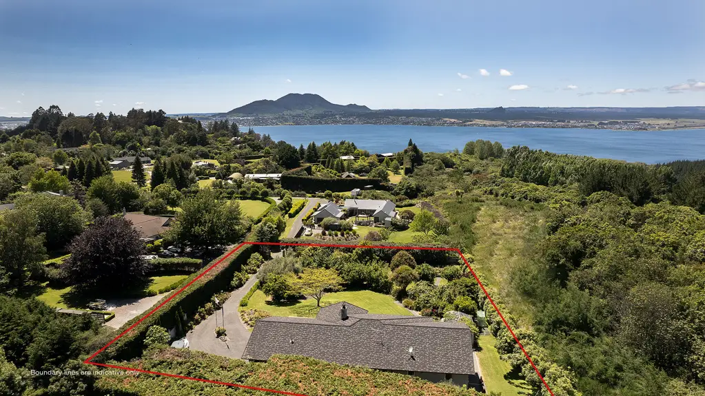 Acacia Bay 5房  Premium lodge estate with income potential