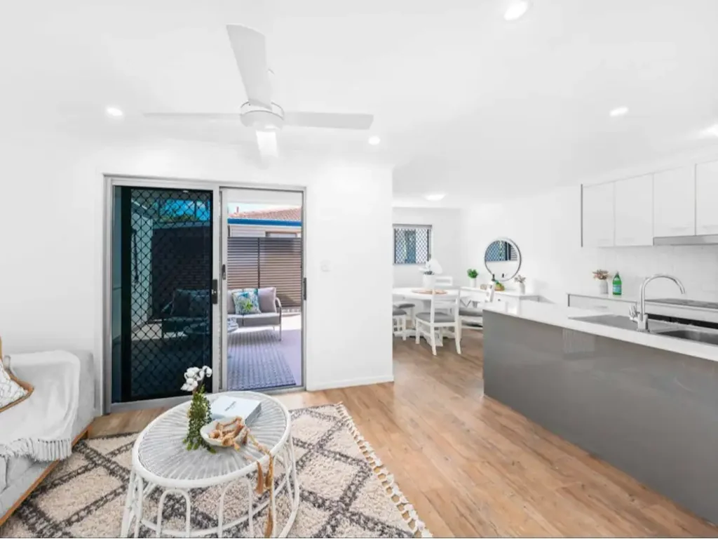 3/52 Napier Street, Birkdale, QLD 4159