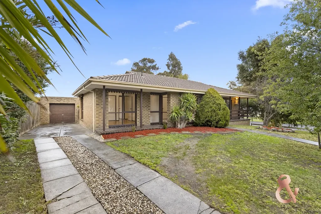 2 Statesman Crescent, Mill Park, VIC 3082