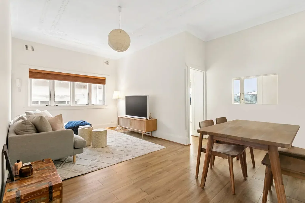 Bondi Beach 2Moenga Top Floor Beachside Sanctuary In Art Deco Block Of Six