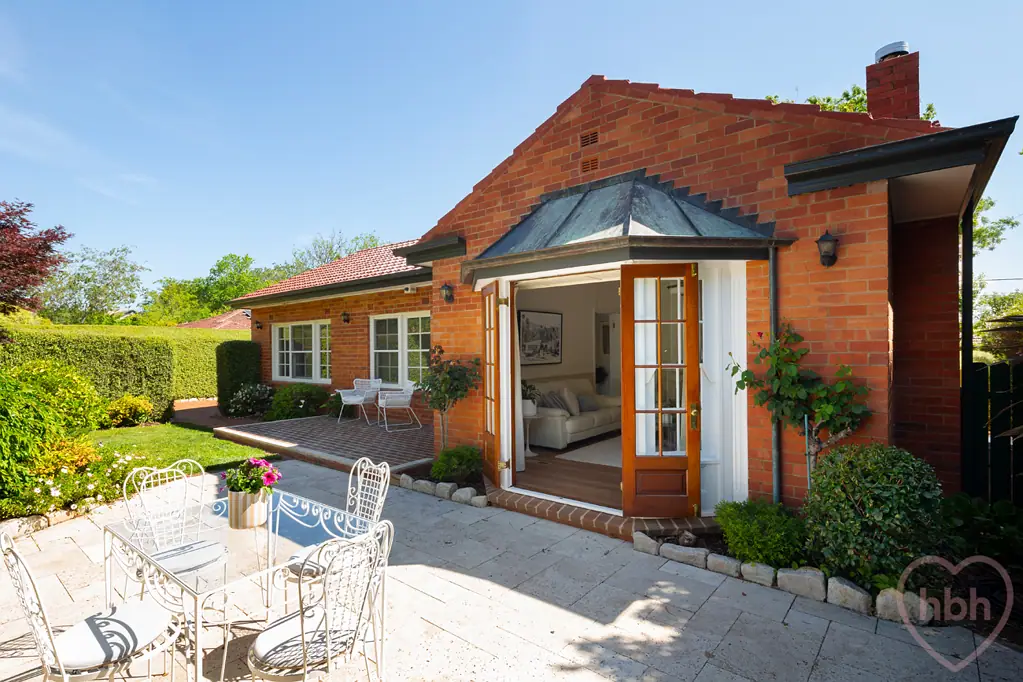 17 Howe Crescent, Ainslie, ACT 2602