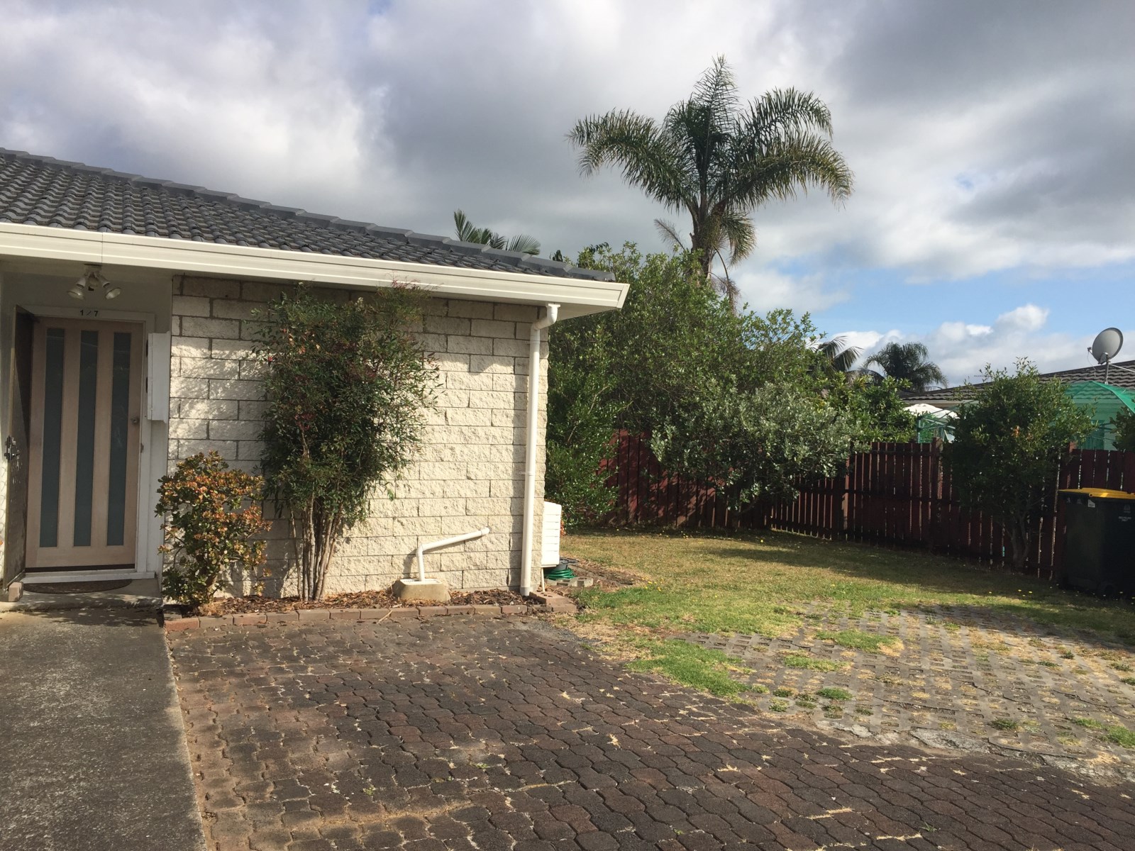 1/7 Rapallo Place, Farm Cove, Auckland - Manukau, 3 कमरे, 1 बाथरूम