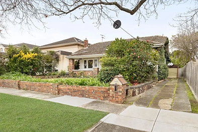 Camberwell 3 Slaapkamer A Coveted 1,060 sqm (Approx.) in Leafy Camberwell