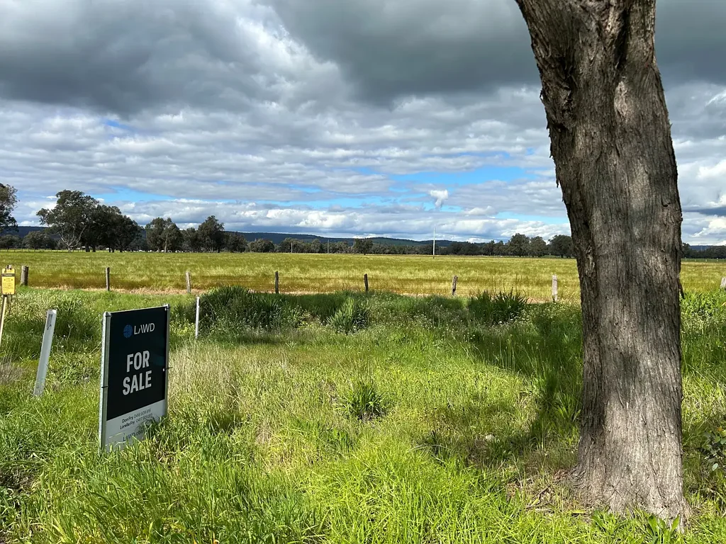 Harvey Lifestyle Acreage with Stunning Rural Outlook