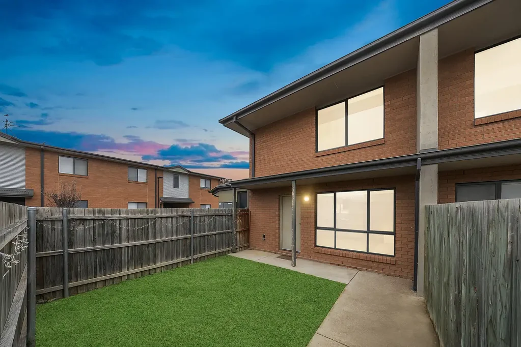 Harrison 2ਬੈੱਡਰੂਮ Low-Maintenance Living in a Prime Harrison Location