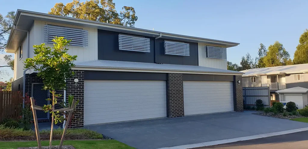 GREAT LOCATION, NEWLY CONSTRUCTED, LUXURY, ULTRA MODERN 4 Bedroom ,2 Bathroom Townhouses Renting in Runcorn