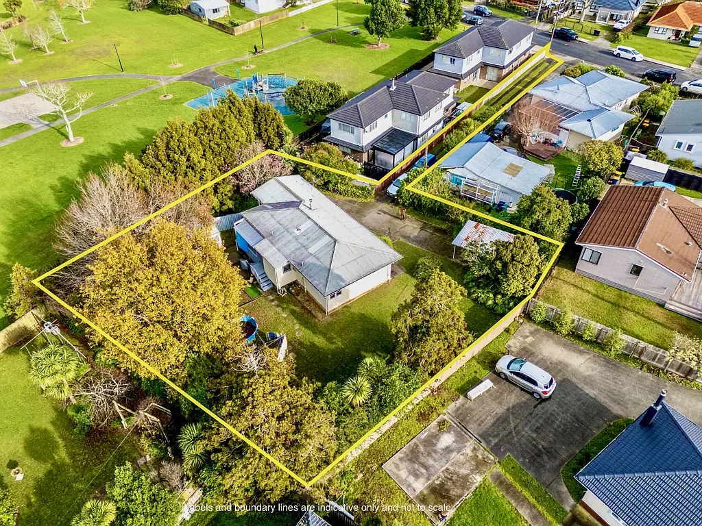 Te Atatu South 3chambre Flat Site + 1239 m2 Land