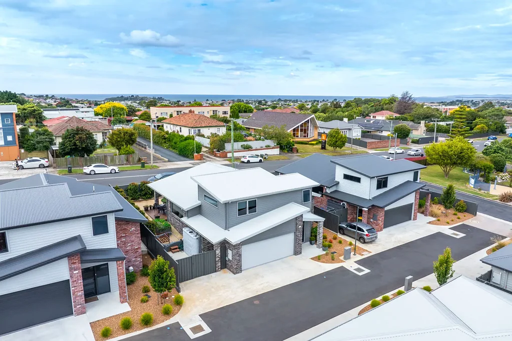 21/169 Steele Street, Devonport, TAS 7310