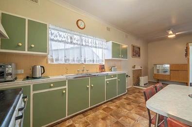 35 McDonnell Street, Forbes, NSW 2871, 3 Bedrooms, 1 Bathrooms, House