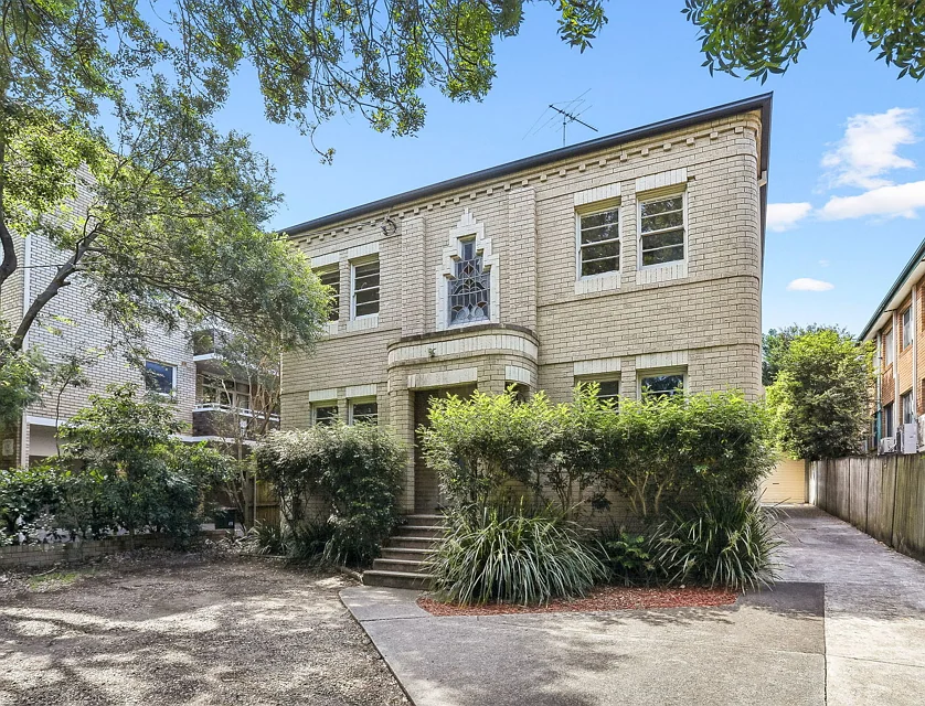 2/48 Grosvenor Crescent, Summer Hill, Inner West, 2 Kuwarto, 1 Banyo, Apartment