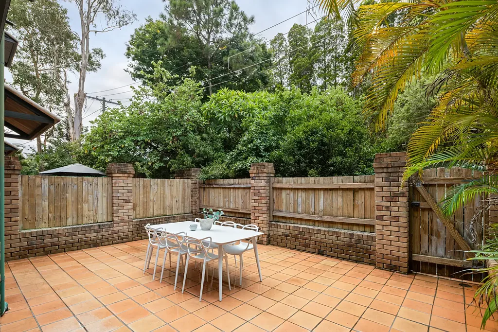 2/29 Vincent Street, Indooroopilly, QLD 4068