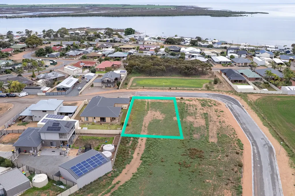Port Broughton Build by the sea
