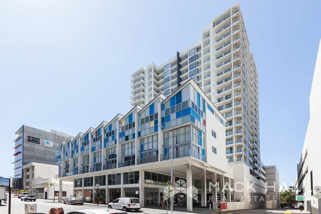 Executive-Style Living in the Heart of Perth's West End