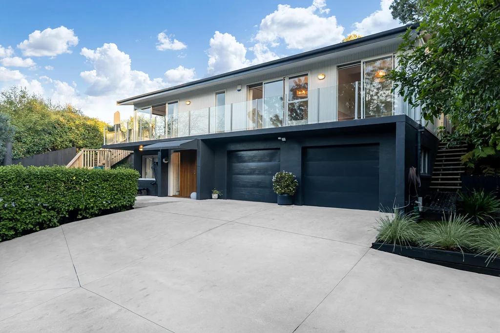 Blockhouse Bay 4 Bedroom COASTAL CALM MEETS EVERYDAY COMFORT