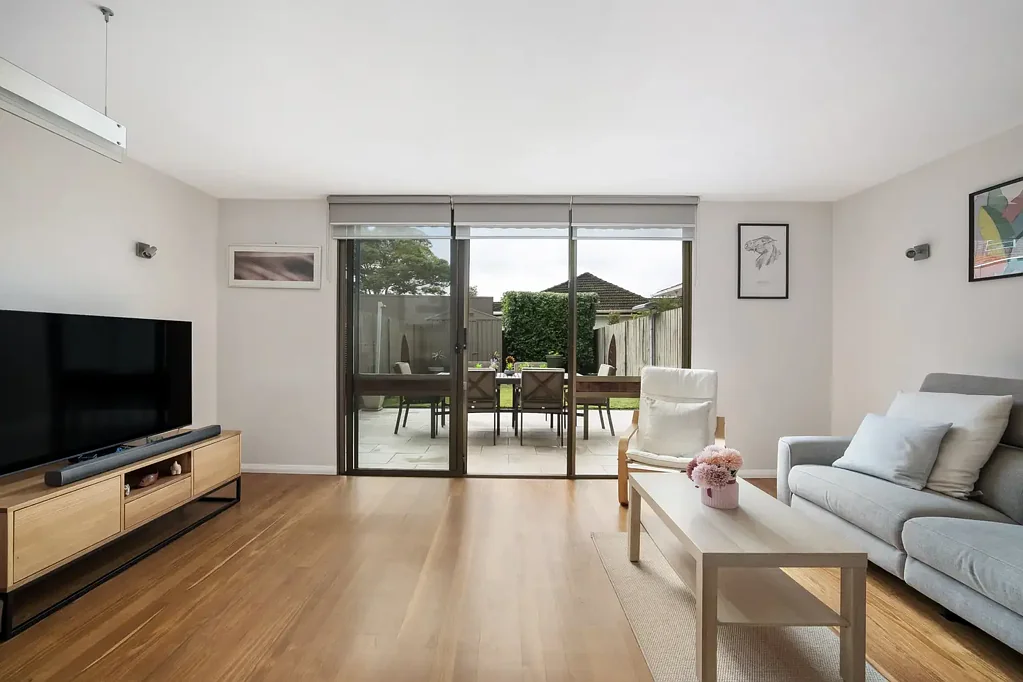 Earlwood 2房 精品小区内的宁静联排别墅居所 Tranquil townhouse retreat in boutique complex