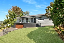 42 Yates Avenue, Mount Keira