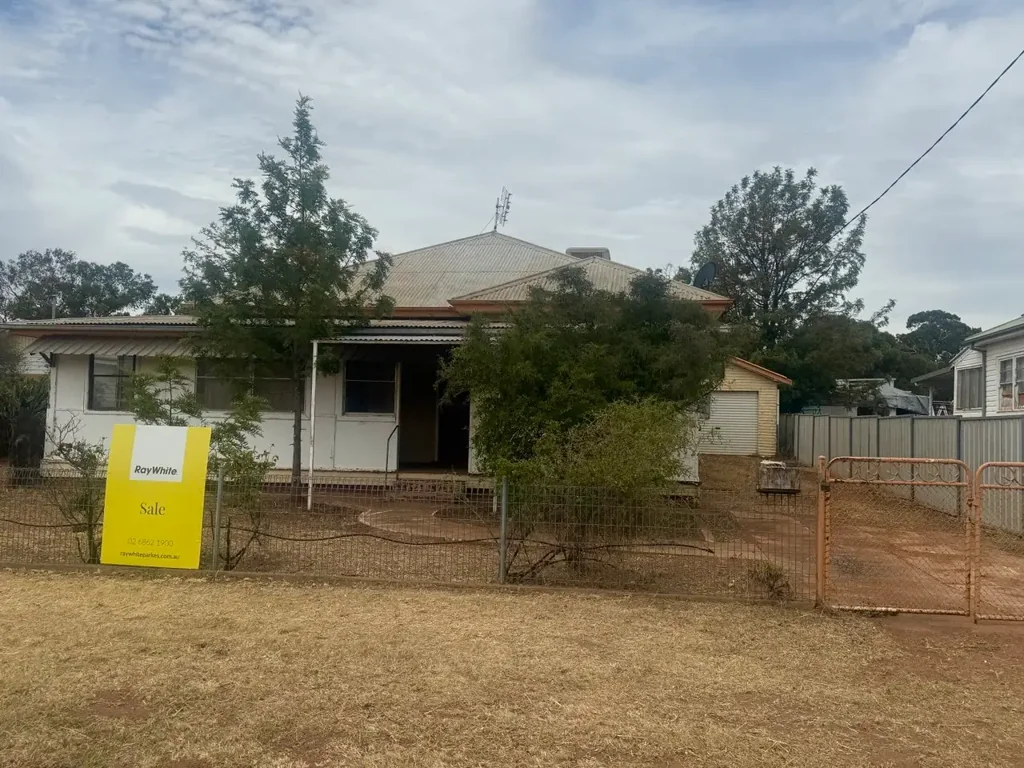 47 Howard Street, Peak Hill, NSW 2869