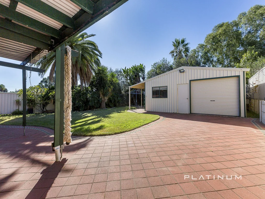 21 Cawarra Crescent, Craigie, WA 6025