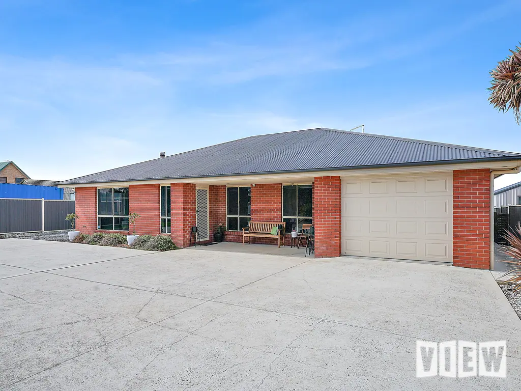 137 Main Street, Cressy, TAS 7302