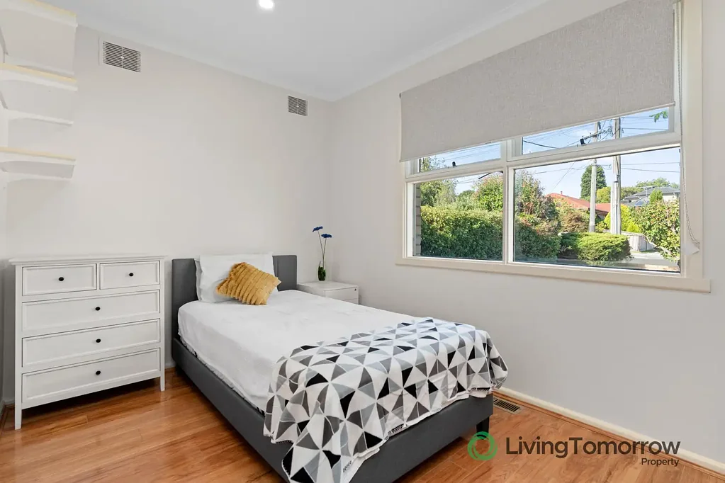 Newly Renovated Shared Living in Forest Hill – Brand New Air conditioner and fridge included!