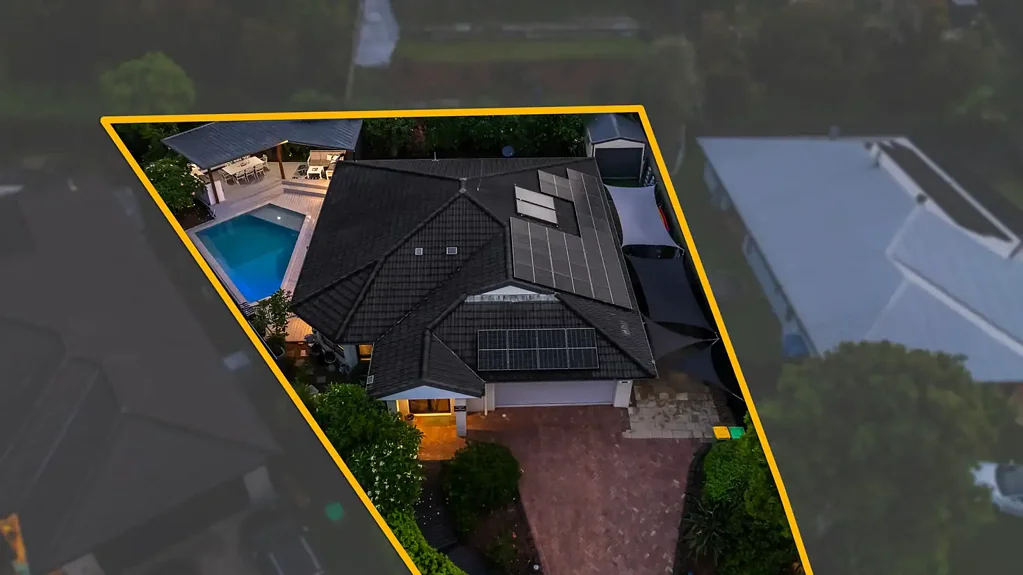 Maudsland 4 Slaapkamer Spacious Family Home on Large 708m² Block in Maudsland - Perfect for Growing Families & Upsizers