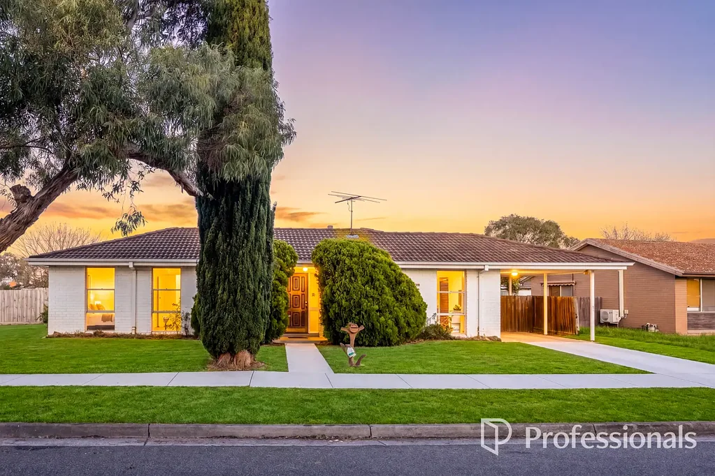 Werribee 3房  Prime Family Home on a Generous 627m² Block