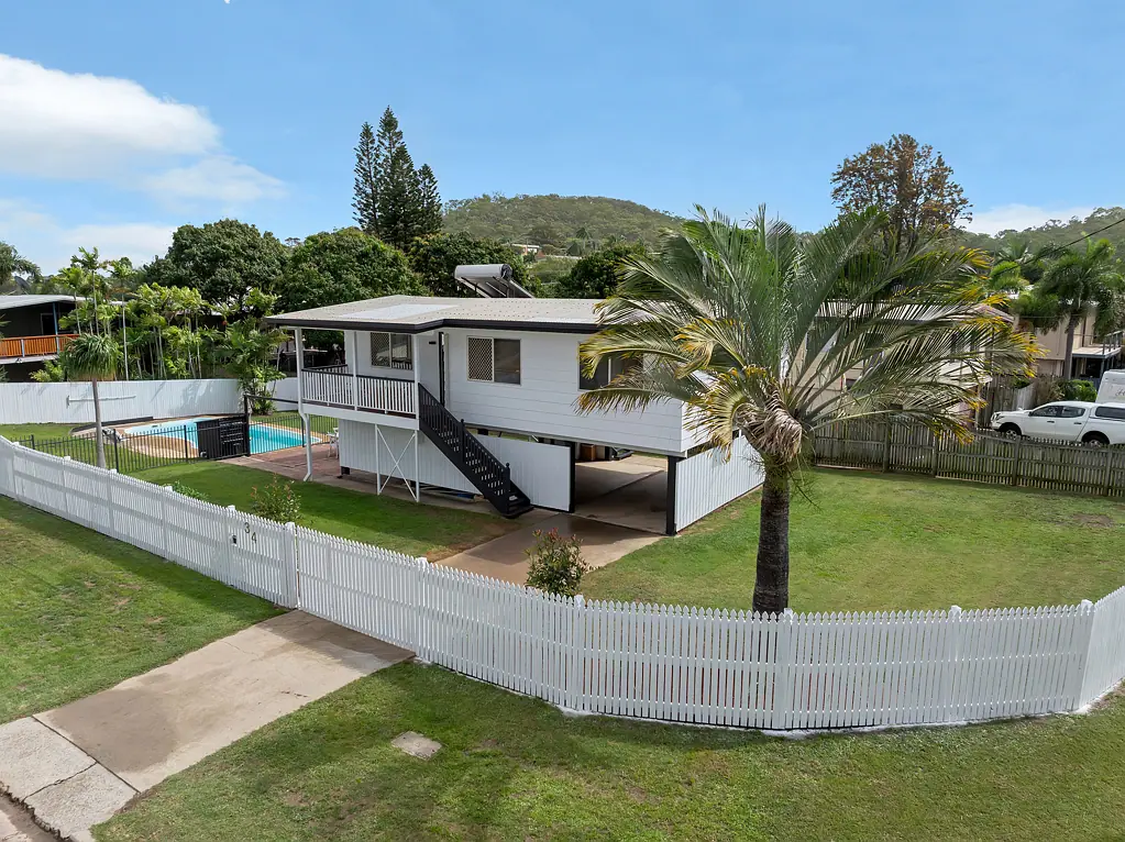34 Kin Kora Drive, Kin Kora, QLD 4680