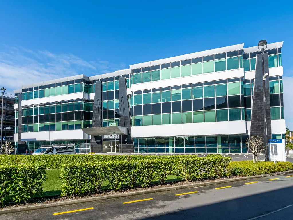 Ellerslie Abundance of Onsite Amenity – Ground Floor Office