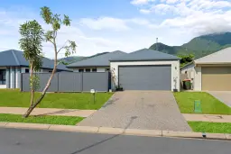 21 Moorinya Circuit, Mount Peter