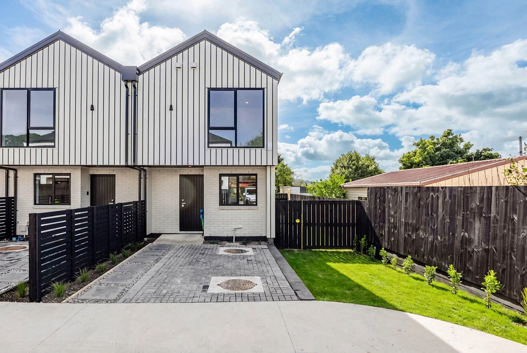 Mangere Bridge 3 Slaapkamer A TOUCH OF CLASS