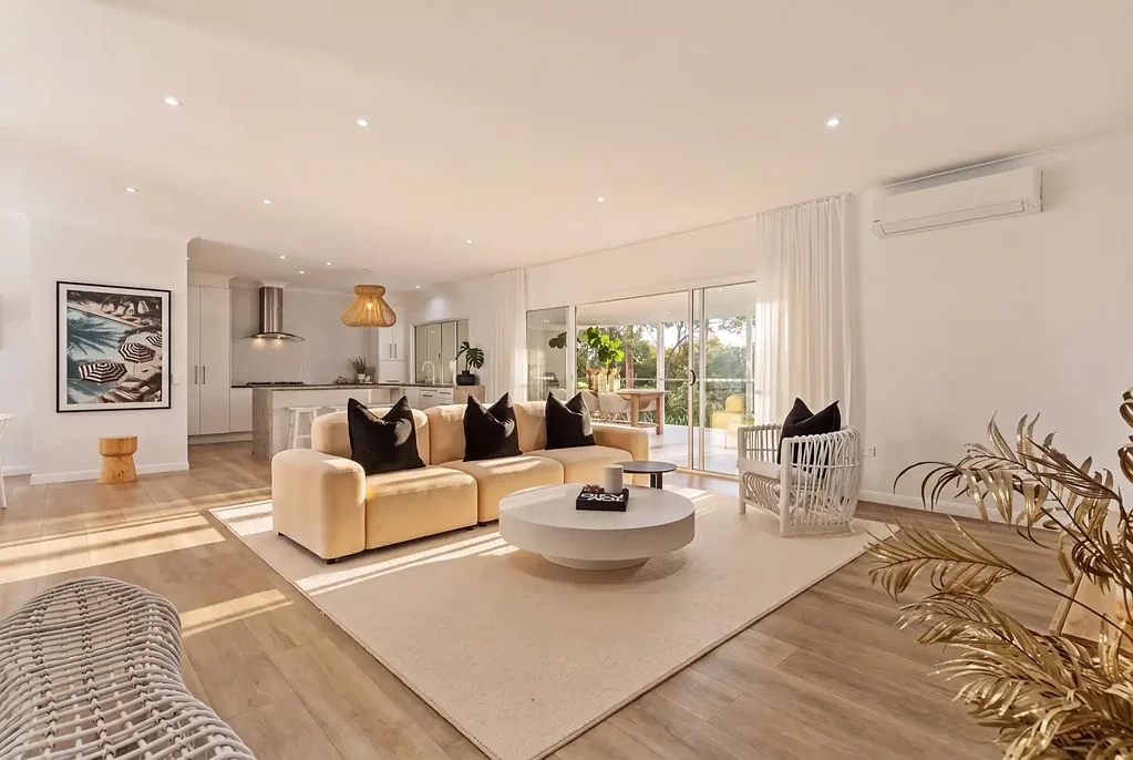 Robina 5 Bedroom Luxury Golf Course Living, Reimagined