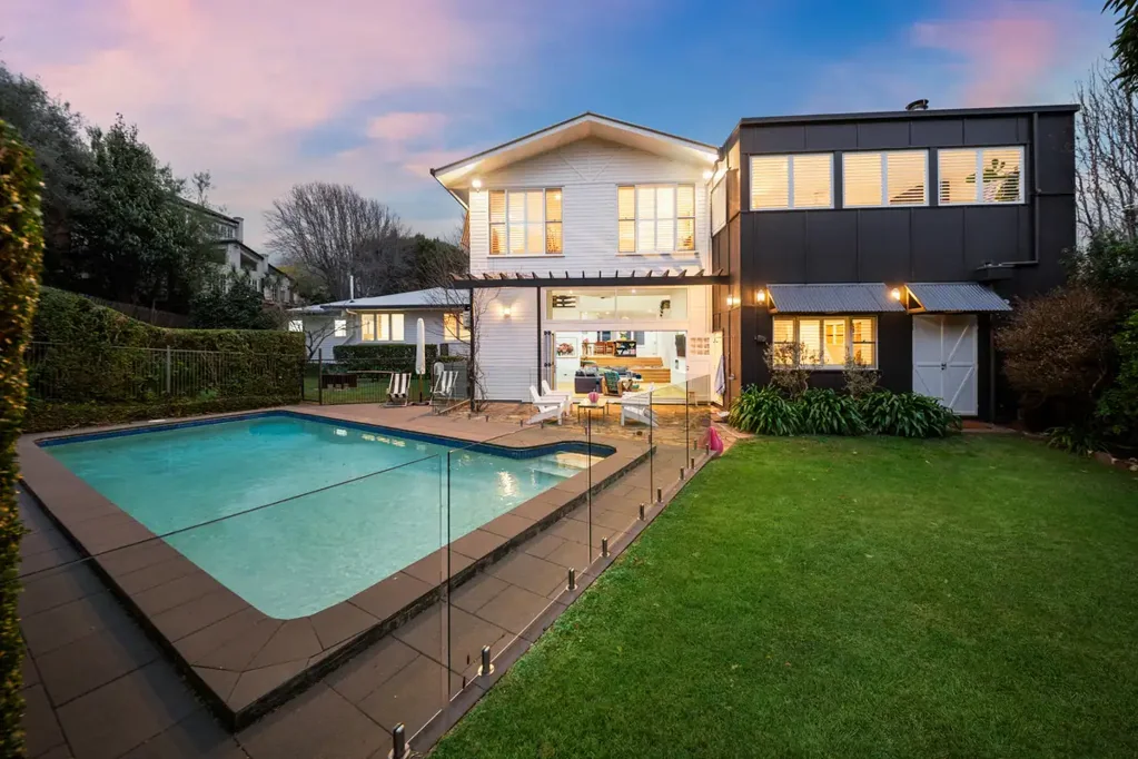 East Toowoomba 5Zimmer A Rare East Toowoomba Residence Unrivalled Scale & Privacy set on 1553 m2
