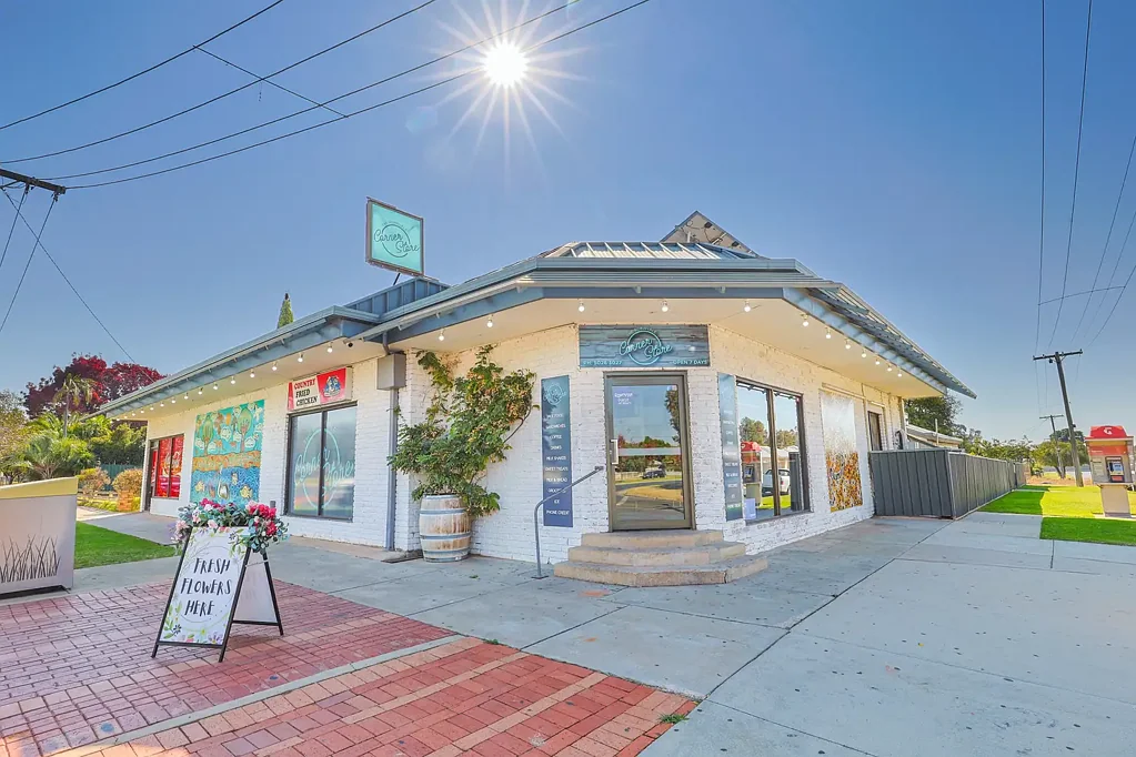 Robinvale 4 Bedroom Thriving Business with Residence