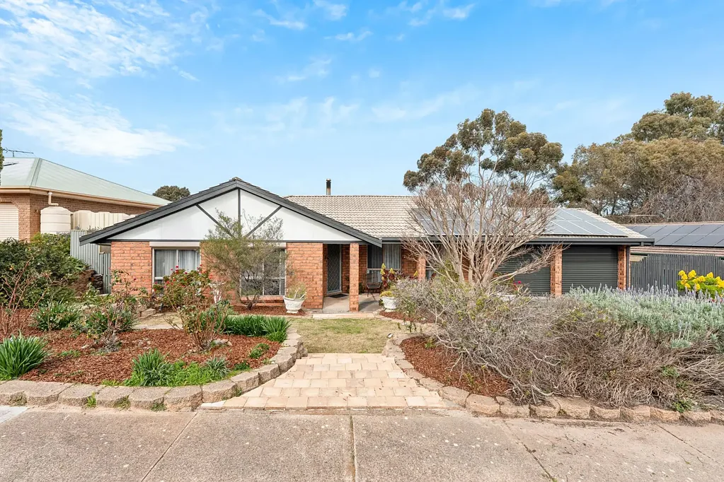4 Pinto Court, Woodcroft, SA 5162