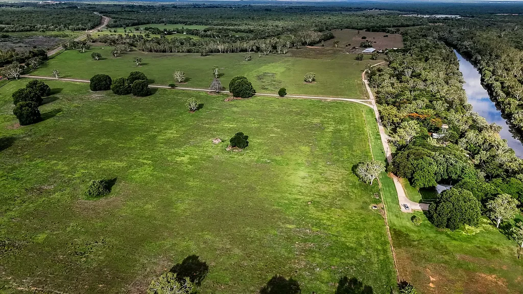 Katherine PREMIUM LIFESTYLE MIXED FARMING HOLDING WITH PRIVATE RIVER ACCESS