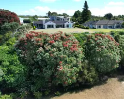 329o Plummers Point Road, Whakamarama