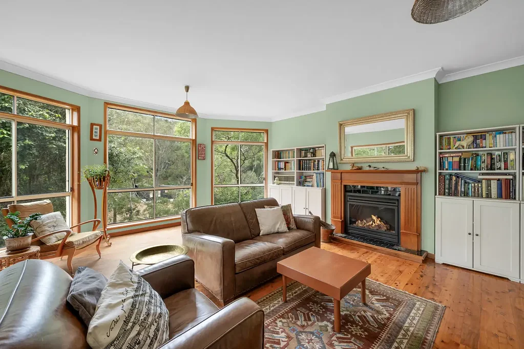 86 Valley Drive, Figtree, NSW 2525