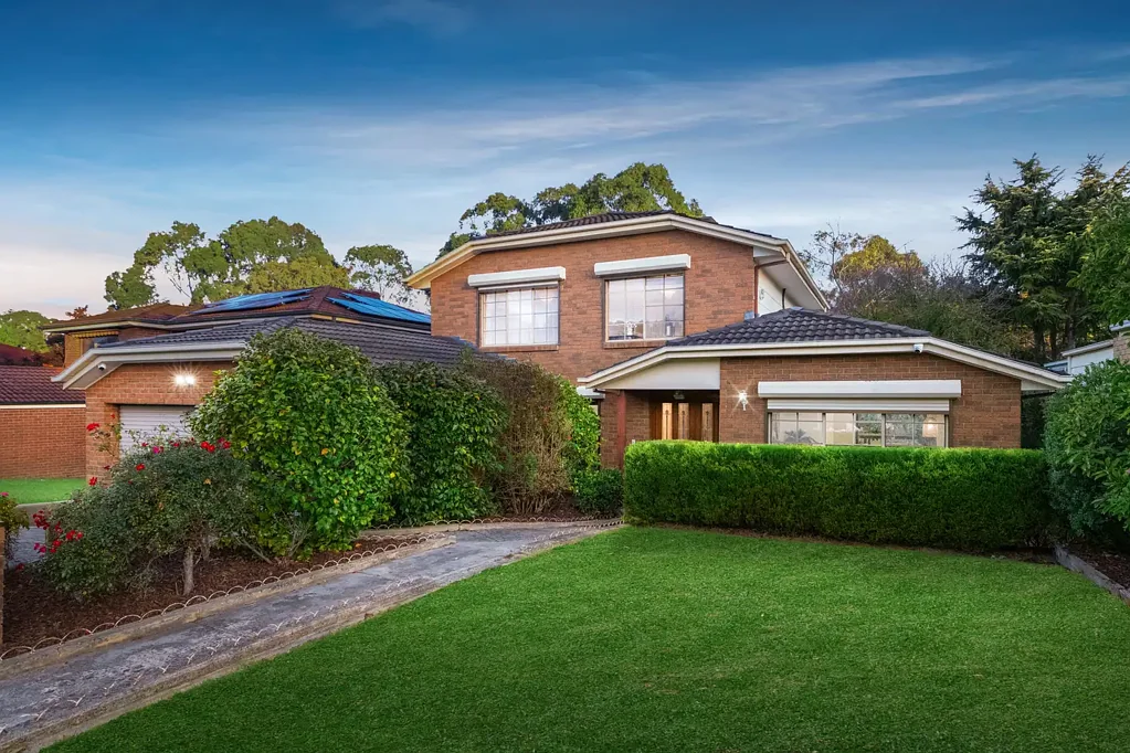 Wantirna South 4Moenga Elegant Family Living with River Views and Unmatched Lifestyle Appeal